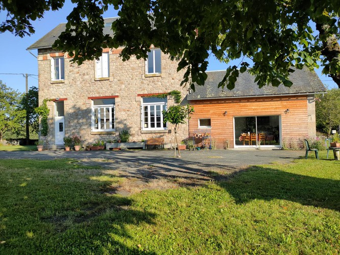 Location Gîtes de France L'Ecole de Rouffiat - Réf : 19G4255