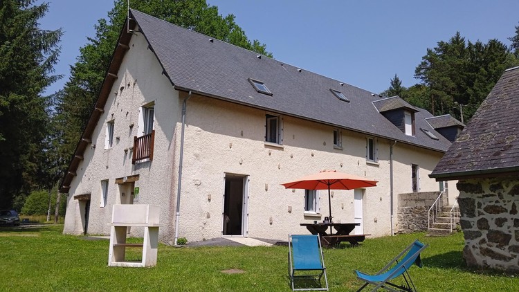 Location Gîtes de France Ensemble de 8 Gites - Réf : 19G42651
