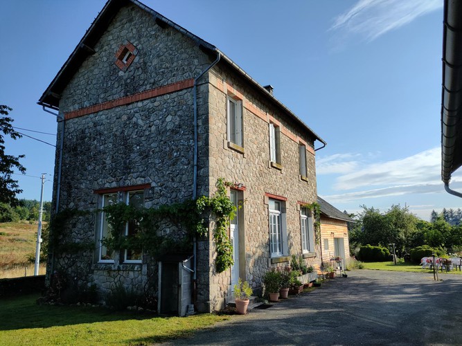 Location Gîtes de France L'Ecole de Rouffiat - Réf : 19G4255
